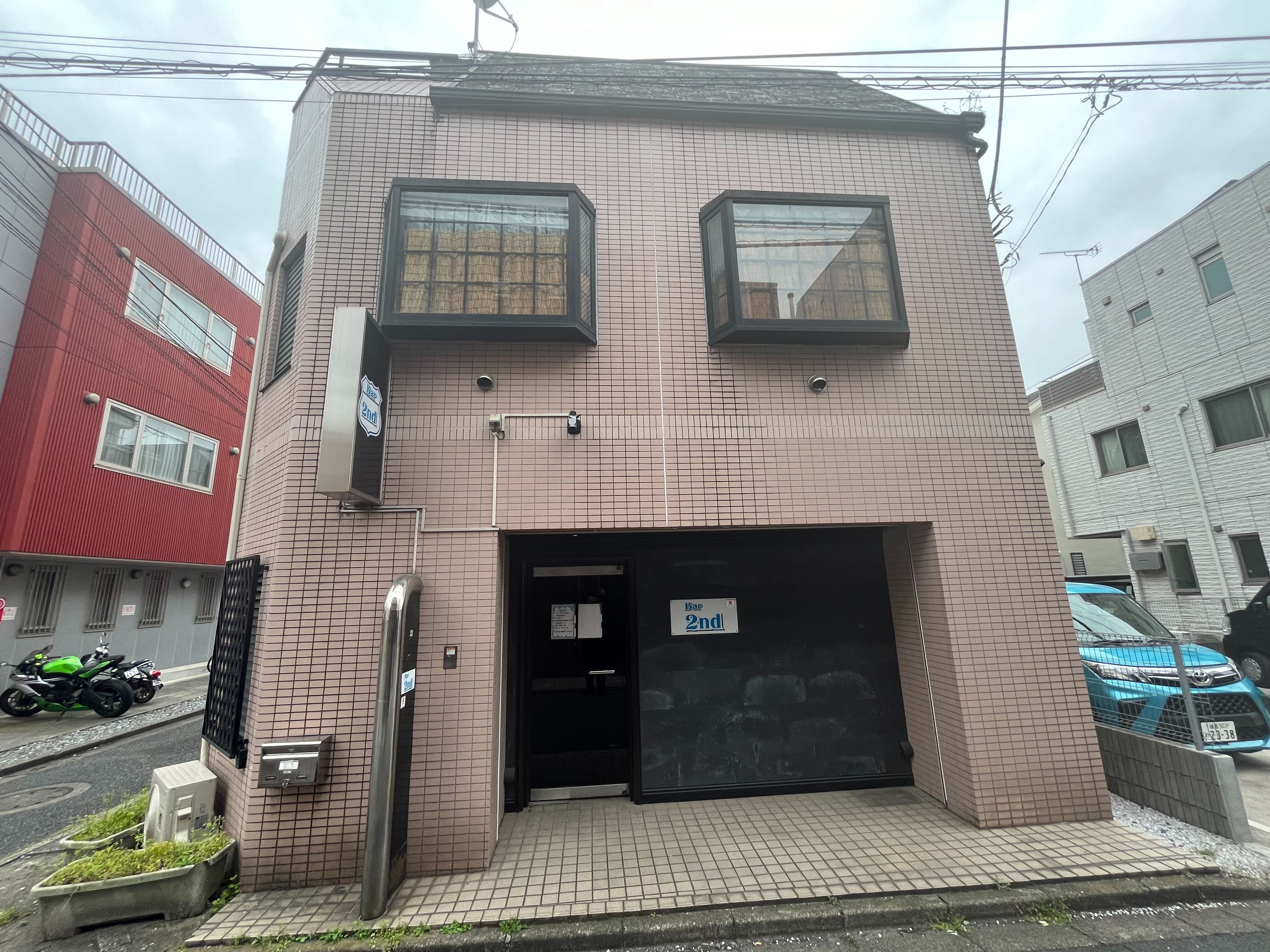 【練馬区】地下鉄成増駅徒歩3分　内装美麗BAR居抜き物件